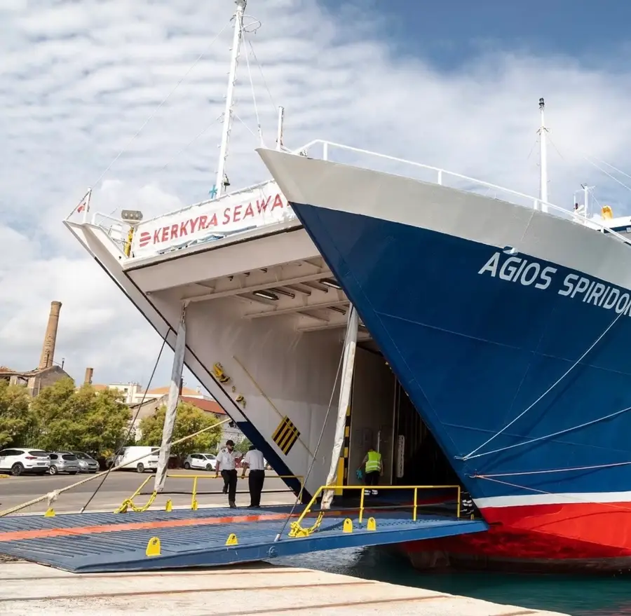 Осветителна инсталация на LandSeaLight